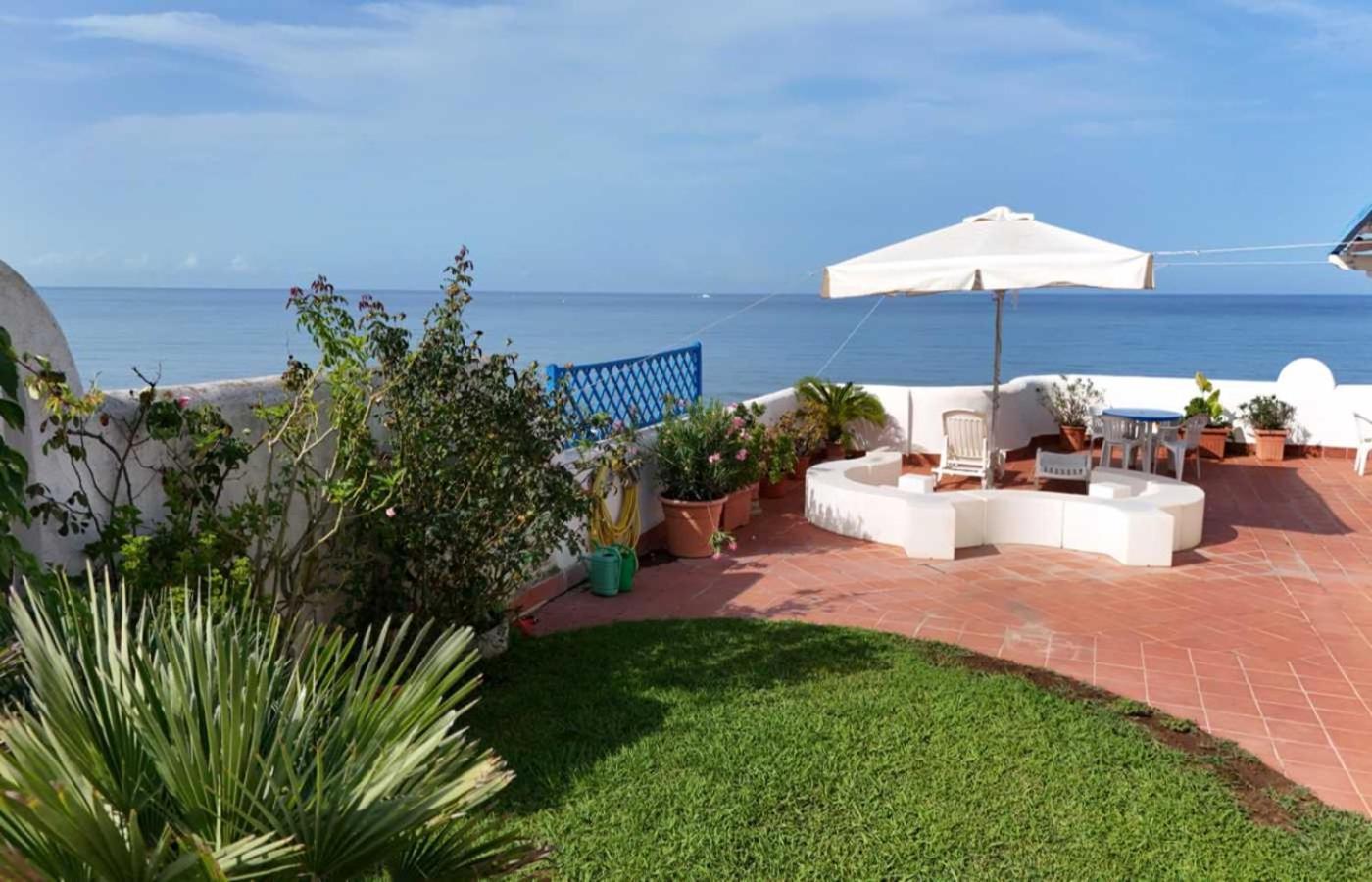 Casa Vacanze Elianto Άντζιο Εξωτερικό φωτογραφία